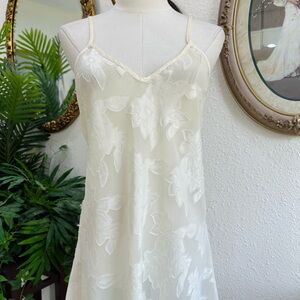 Maidenform Ivory Floral Lace Slip Dress